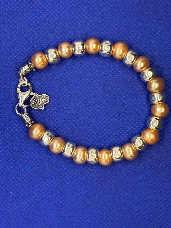 Sterling Silver Hamsa Peach Pearl Bracelet by Passage to Israel - Picture 4 of 7